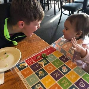 Meet your Posher, Ava